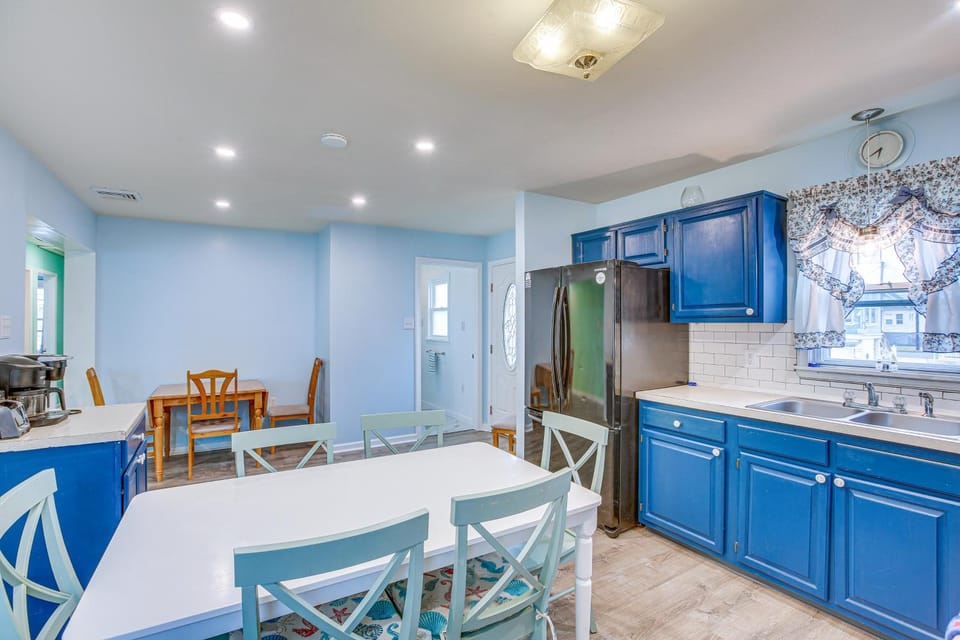 Beach House w/ Private Pool in North Wildwood House in North Wildwood