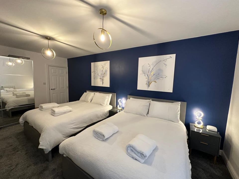Bed, Bedroom