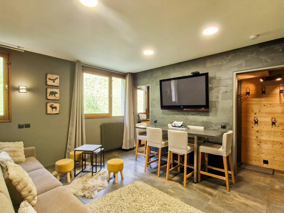 Studio rénové à Flaine, proche des pistes et commerces - FR-1-425-207 Apartment in Arâches-la-Frasse