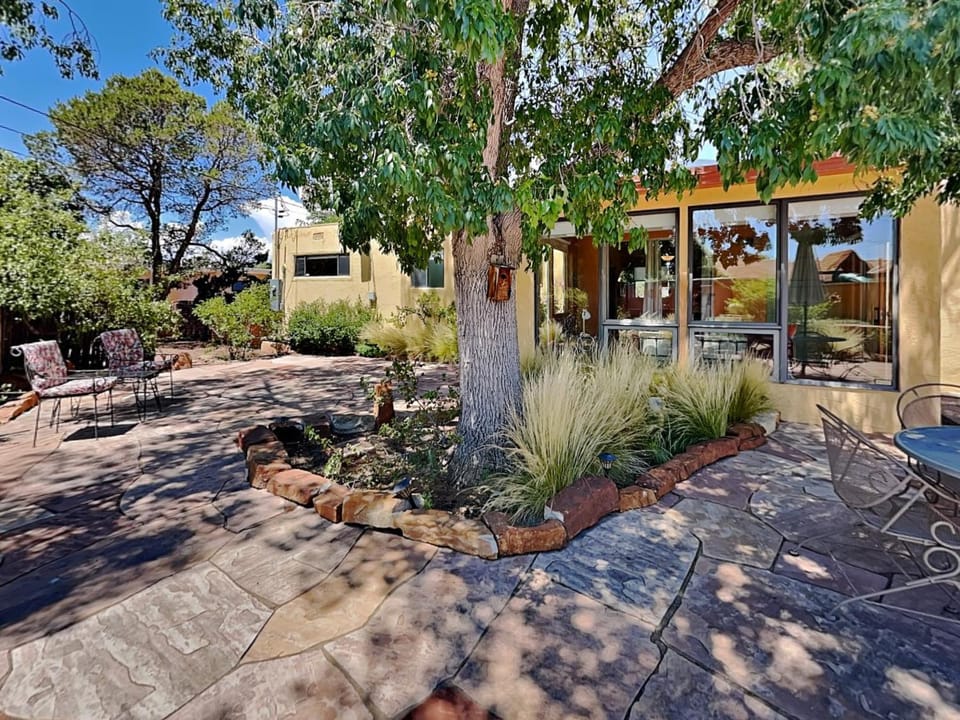 Property building, Patio, Neighbourhood, Natural landscape, Garden