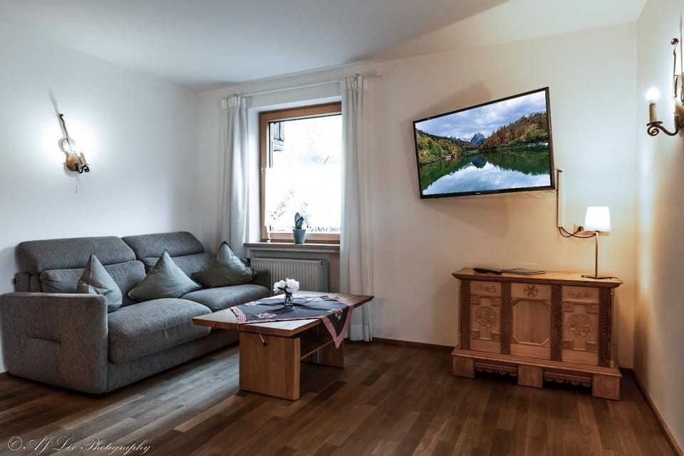 Fewo Violetta Maxi EG 2 OG Apartment in Mittenwald