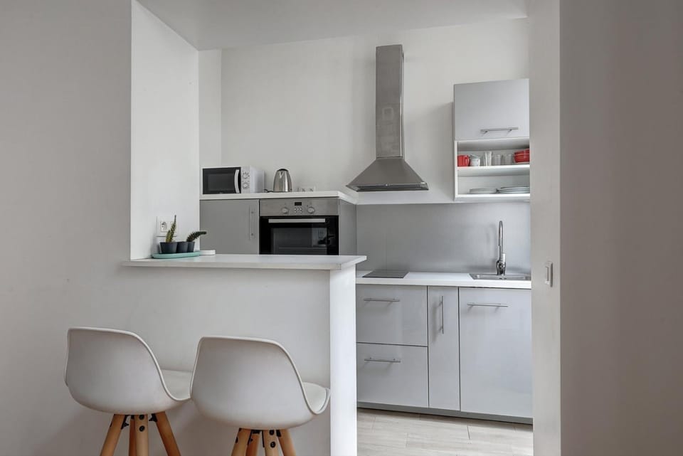 Kitchen or kitchenette, stove