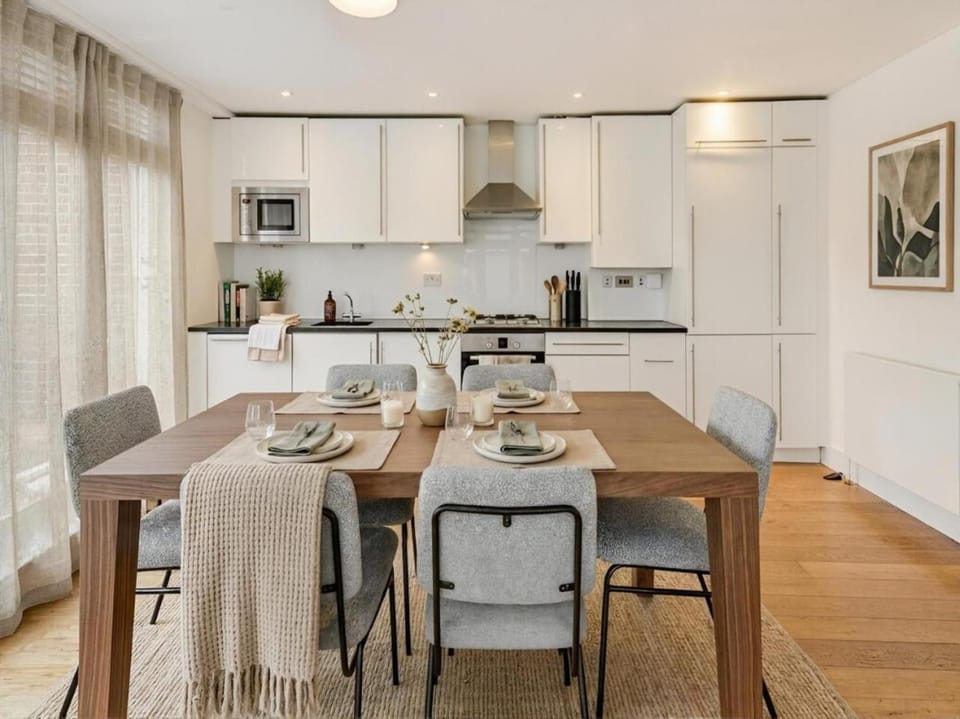 Welcome London - New Oxford Street Apartment in City of Westminster