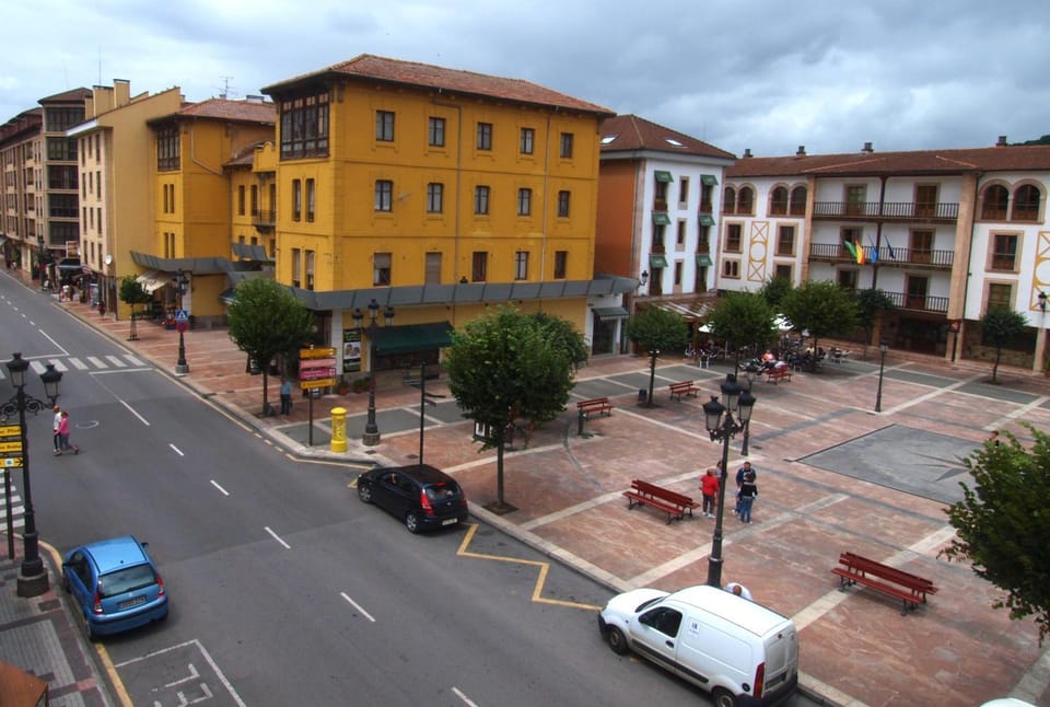 City view, Street view
