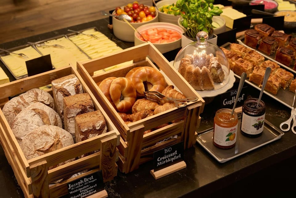 Buffet breakfast