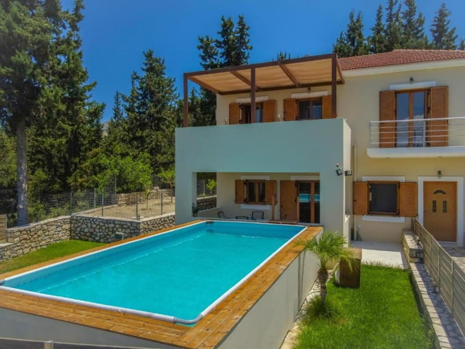 Property building, Garden, Garden view, Pool view, Swimming pool