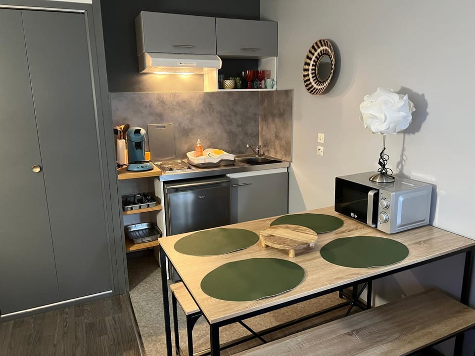 STUDIO LES IZARDS Apartment in Catalonia