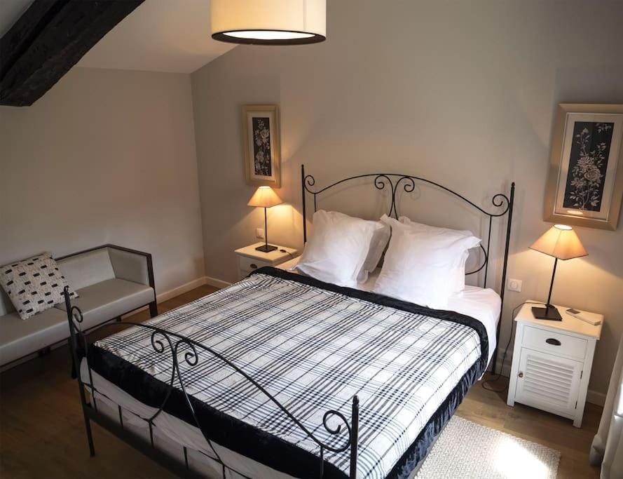 LOFT NID DOUILLET Apartment in L'Isle-sur-la-Sorgue