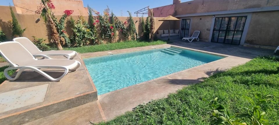 Patio, Garden, Garden view, Pool view, Swimming pool, sunbed