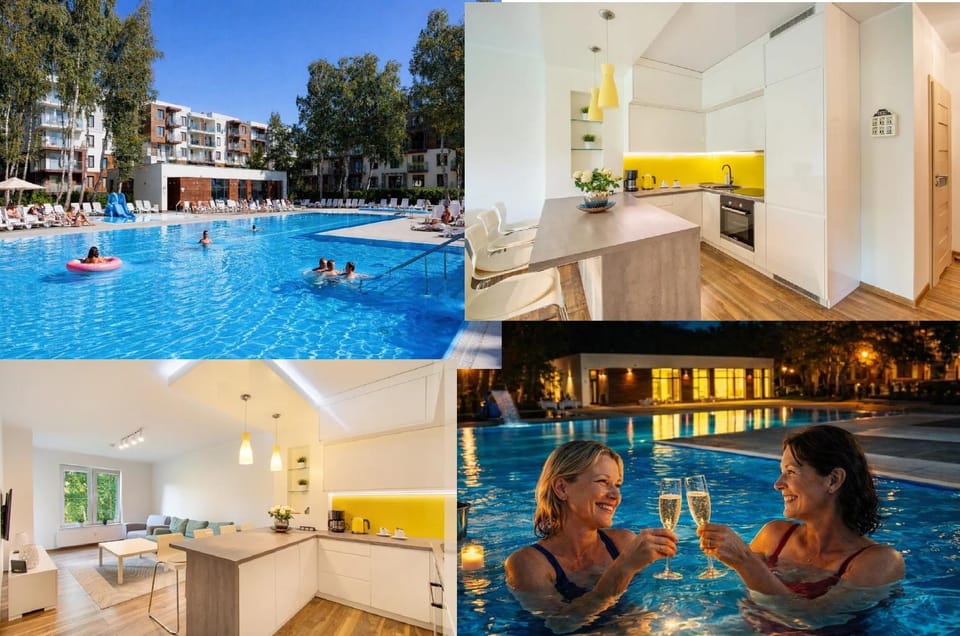 Pool view, Swimming pool