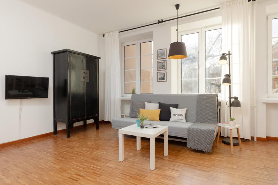 Communal lounge/ TV room, Living room