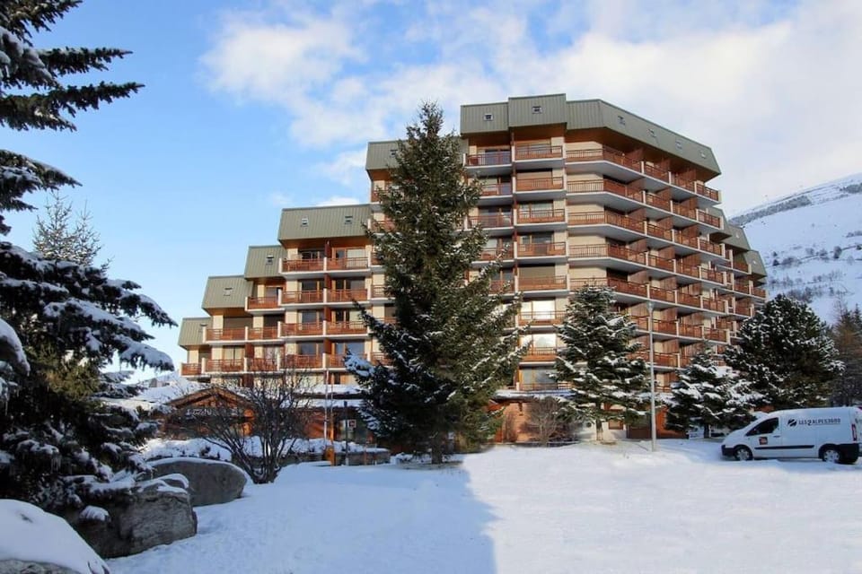 Property building, Winter