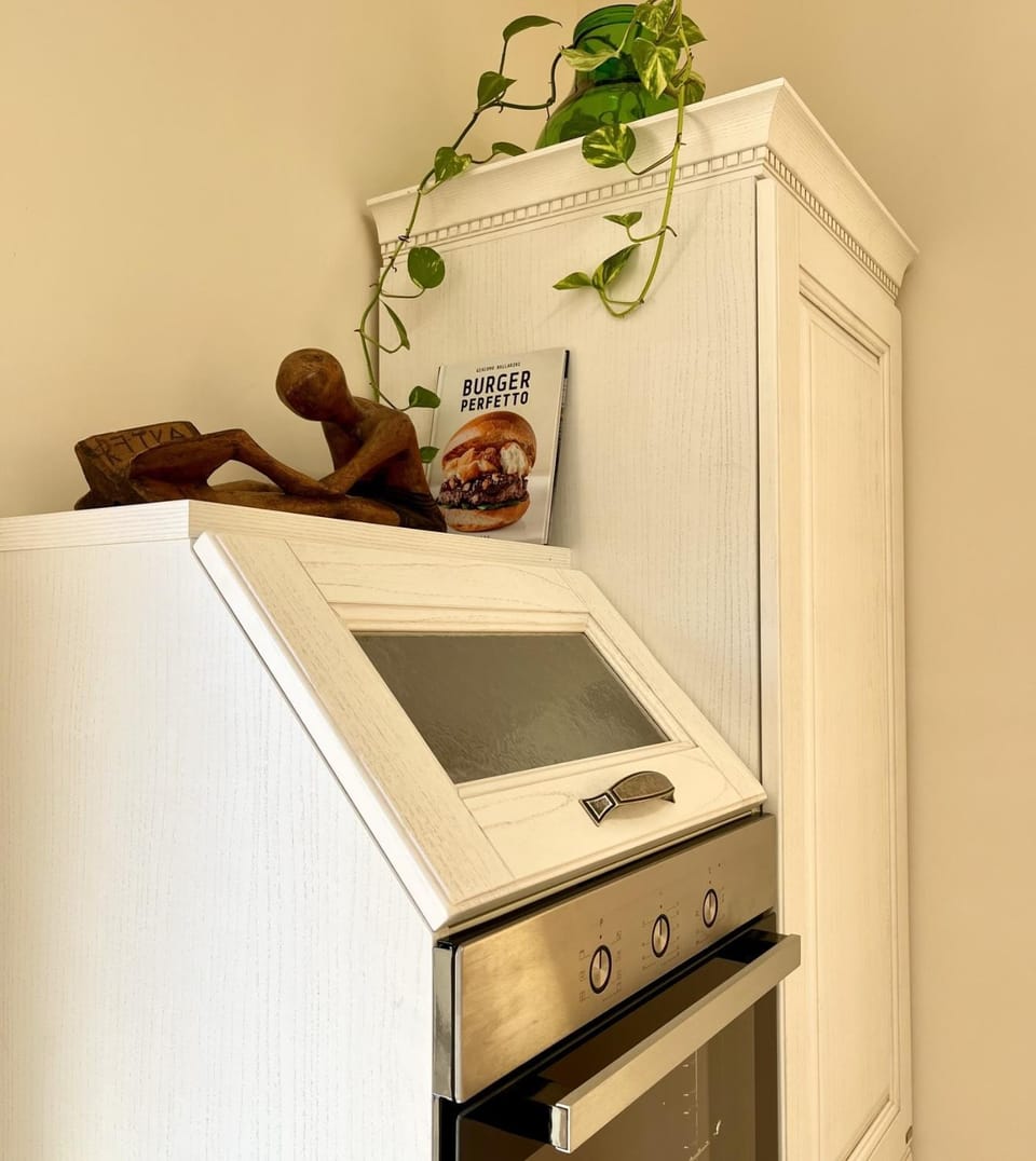 Kitchen or kitchenette, oven, pet friendly