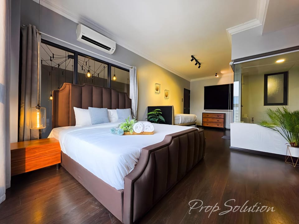 Bedroom, air conditioner
