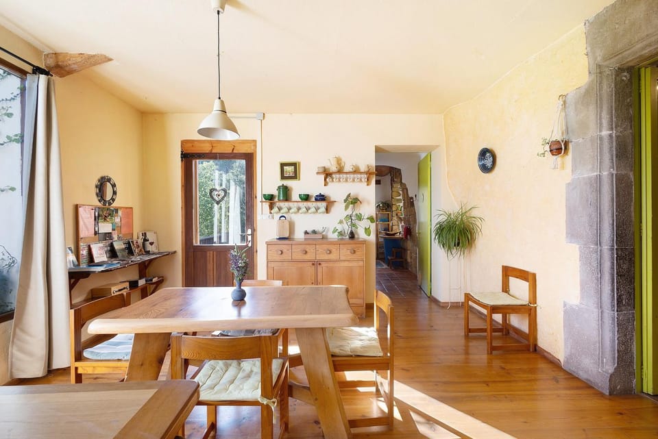 Property building, Living room