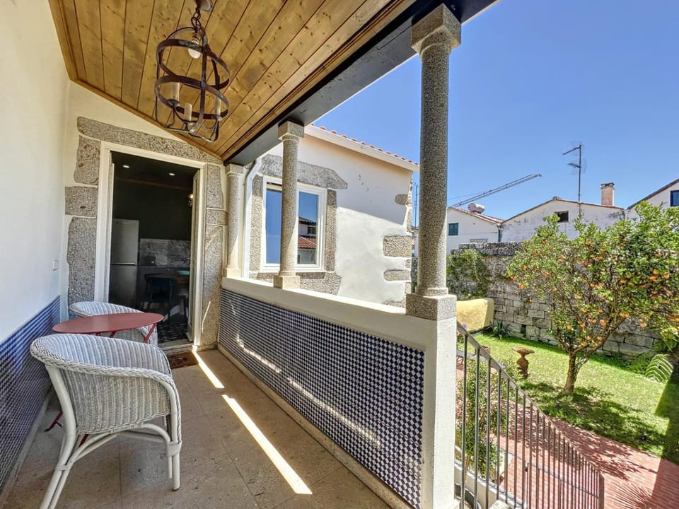 View (from property/room), Balcony/Terrace, Garden view