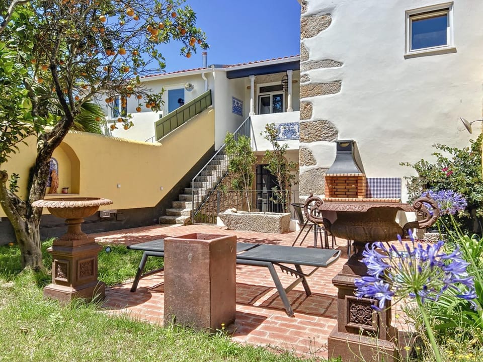 Patio, Garden, Dining area