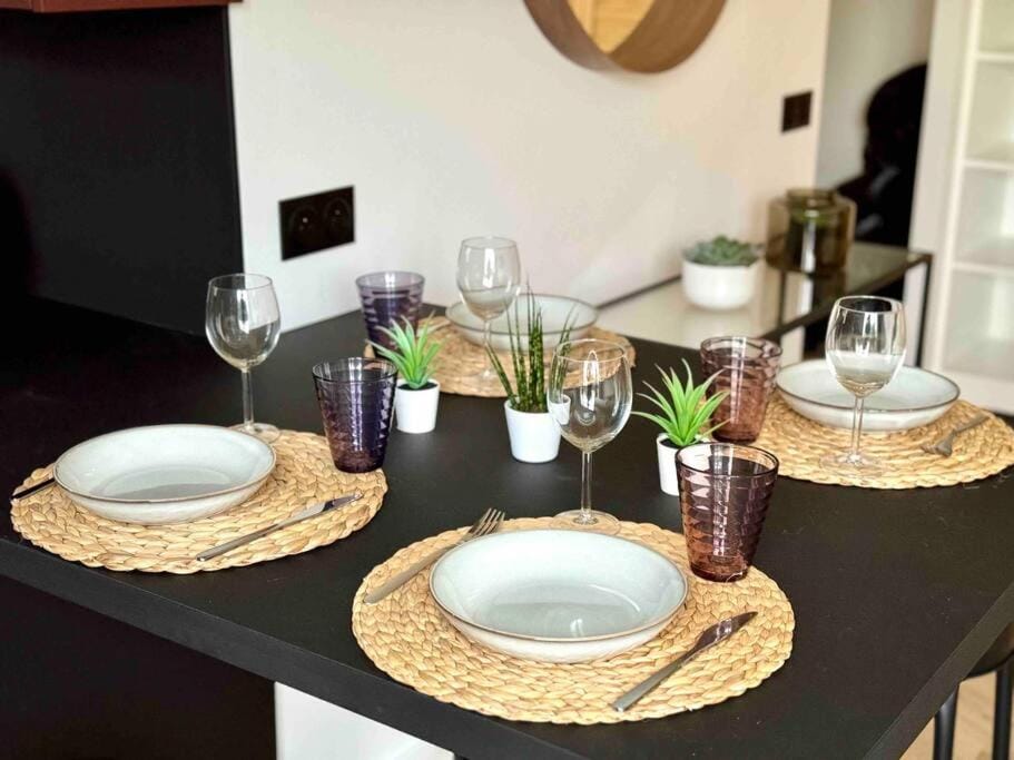 Charmant Appartement Neuilly - 10mn Champs-Elysées Apartment in Paris