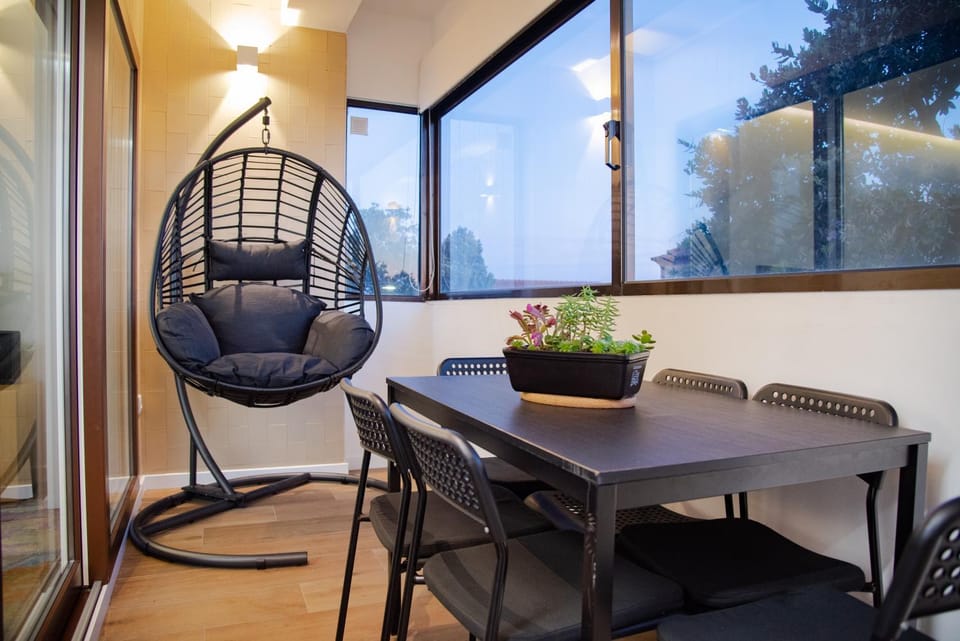 Balcony/Terrace, Dining area