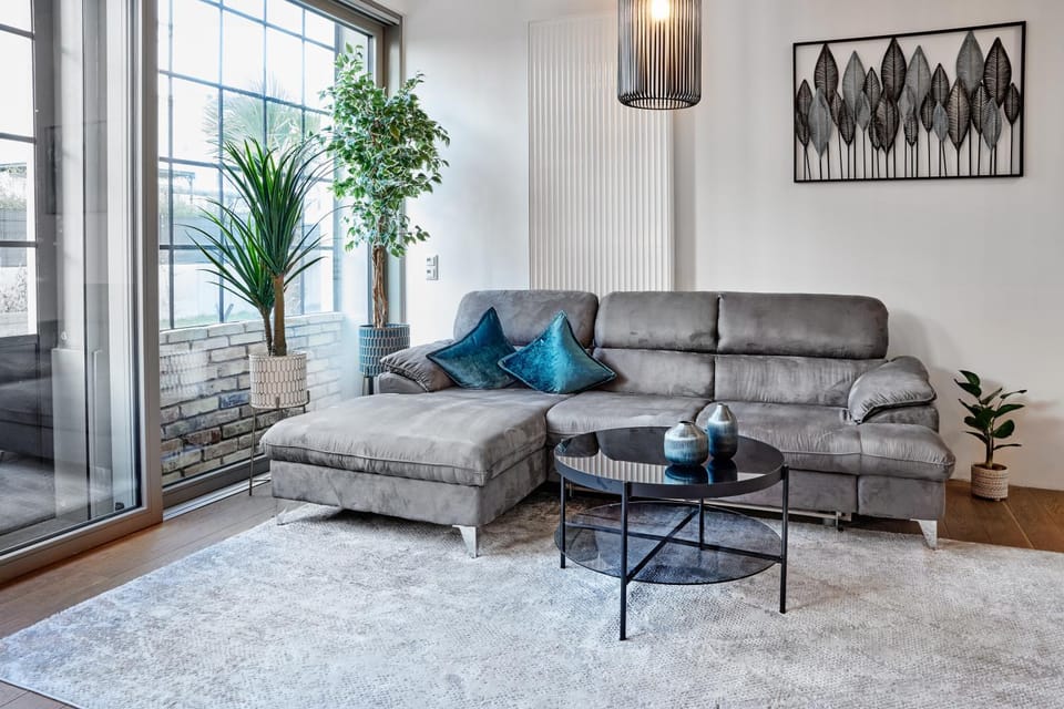 TV and multimedia, Living room, Seating area