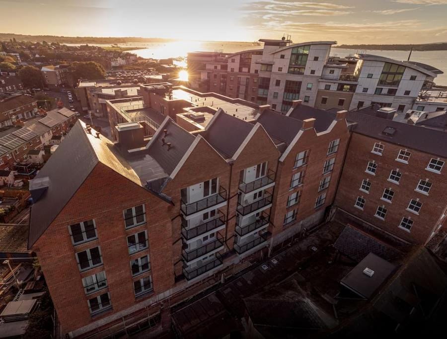 Coastal Cove Apartment in Poole