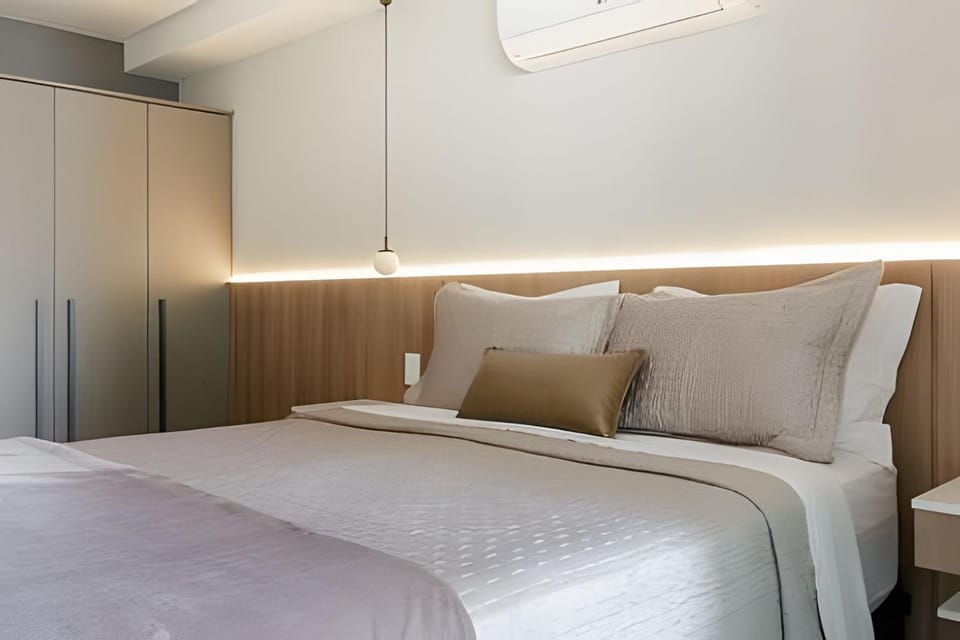 Apto Lux Atlantica frente Praia Copacabana 9º and Apartment in Rio de Janeiro