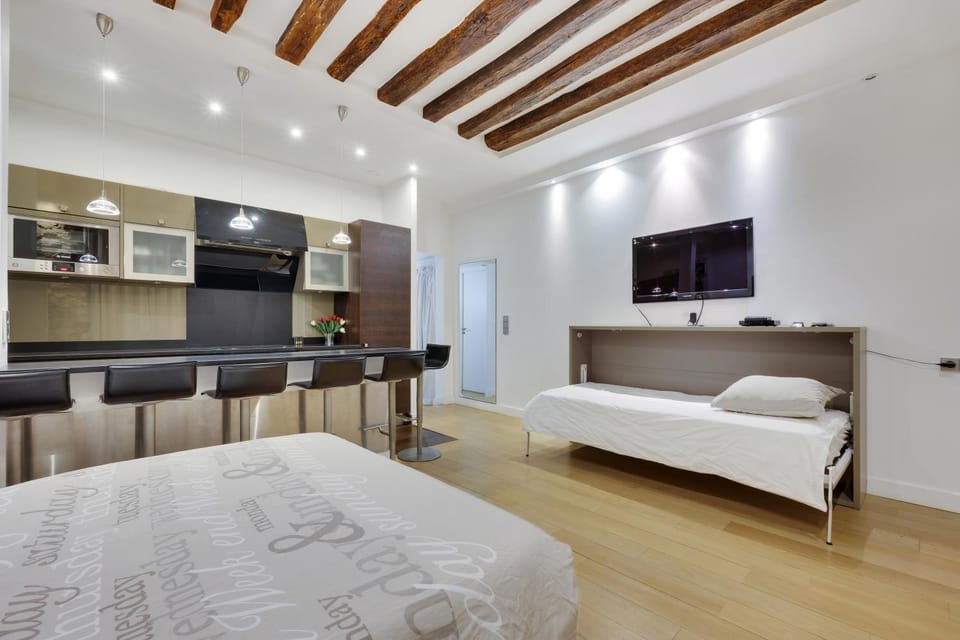 Marais - Appartement Parisien pour 5 personnes Apartment in Paris