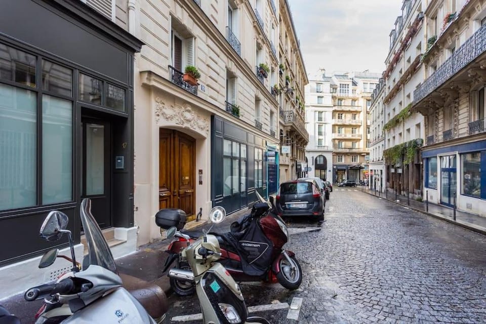 Cosy studio - Arc de Triomphe Apartment in Paris