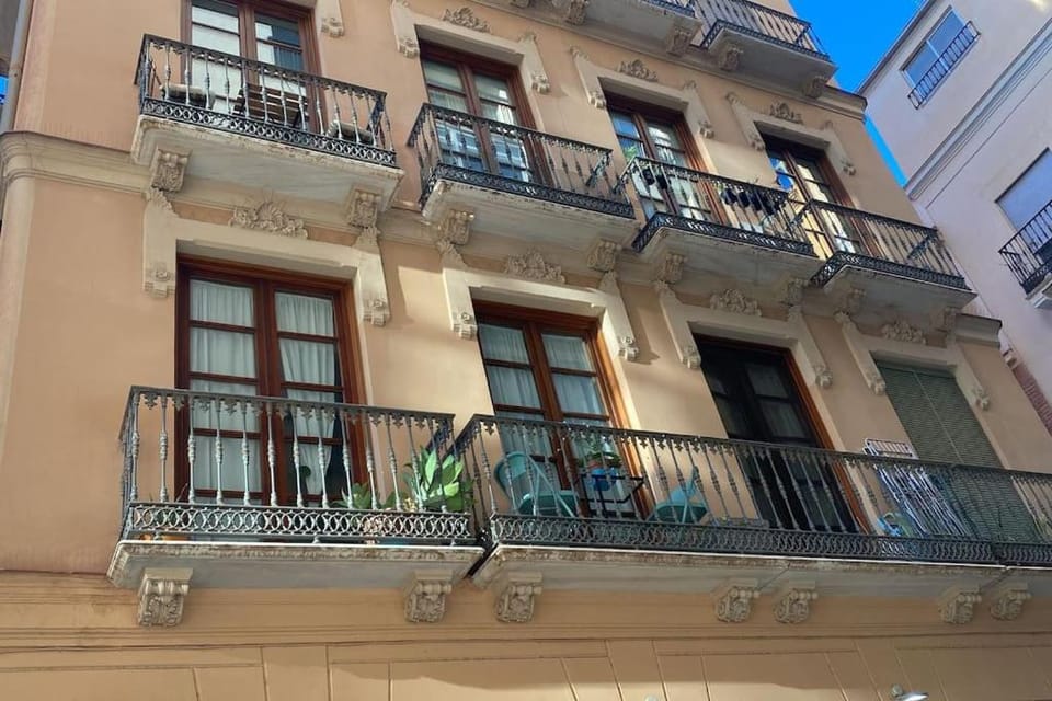 Property building, Balcony/Terrace