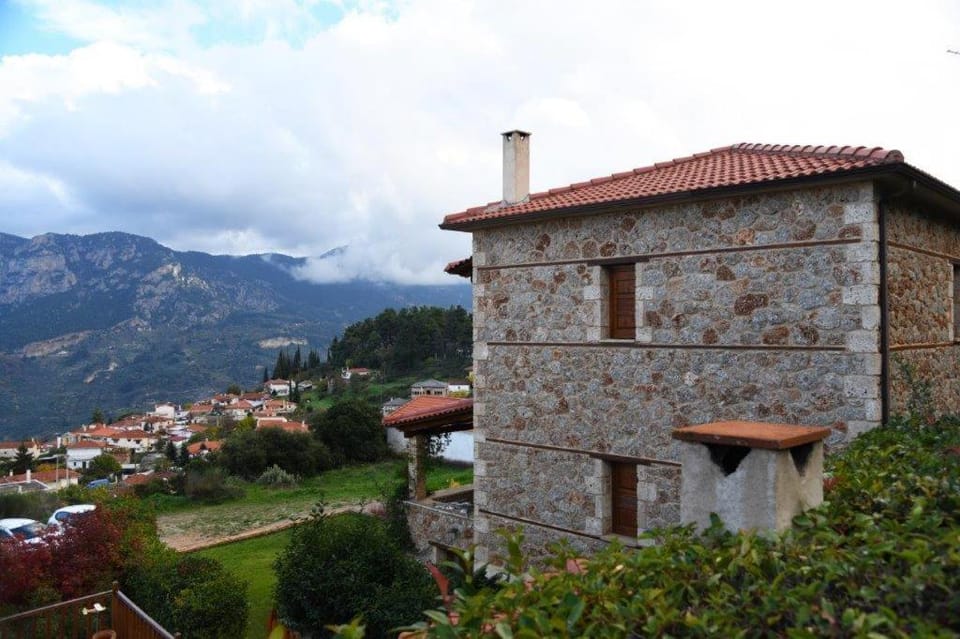 Konstantina Apartment in Peloponnese Region