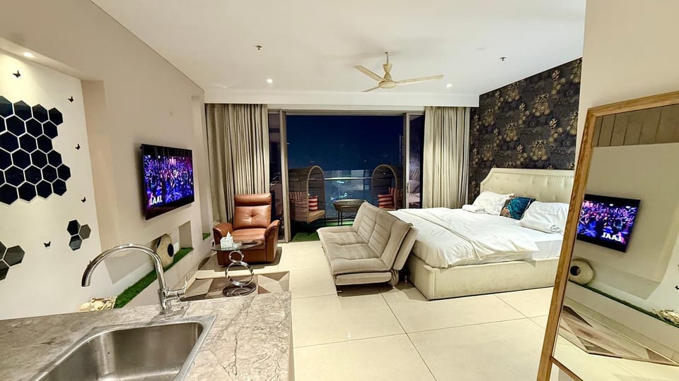 Luxury Studios Key 3 Apartment in Gurugram