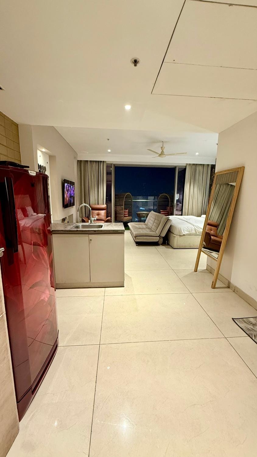 Luxury Studios Key 3 Apartment in Gurugram