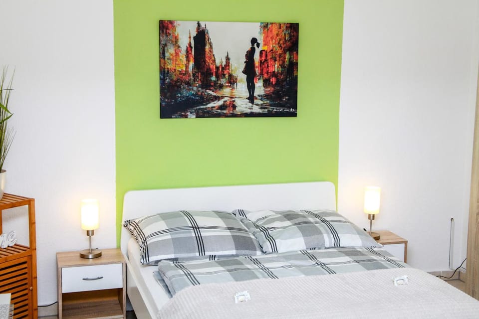 Bed, Bedroom