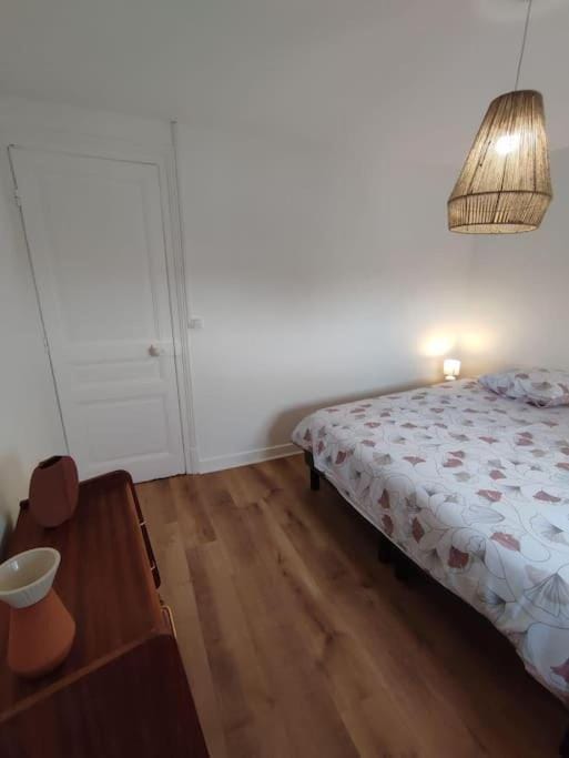 Le Petit Jacques, appartement & garage Apartment in Normandy