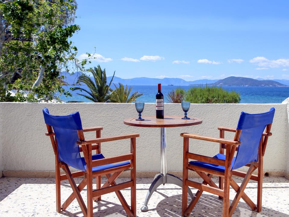 The Beach Apartment hotel in Islands