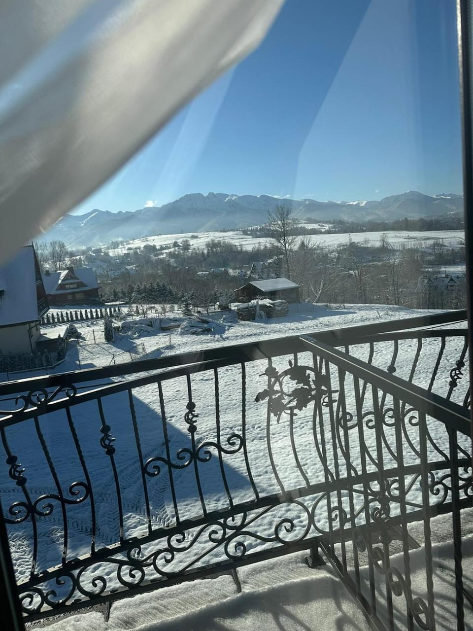 View (from property/room), Balcony/Terrace, Mountain view