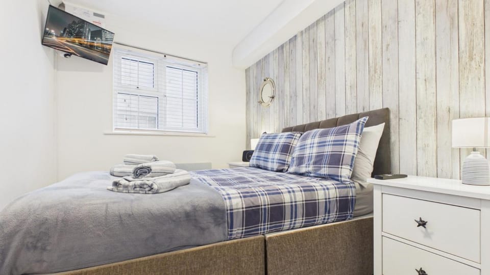 Castle Cove - 1 Bedroom Apartment - Tenby Apartment in Wales