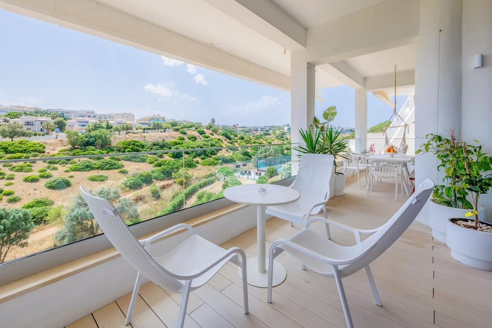 Patio, Spring, Natural landscape, View (from property/room), Balcony/Terrace, Seating area