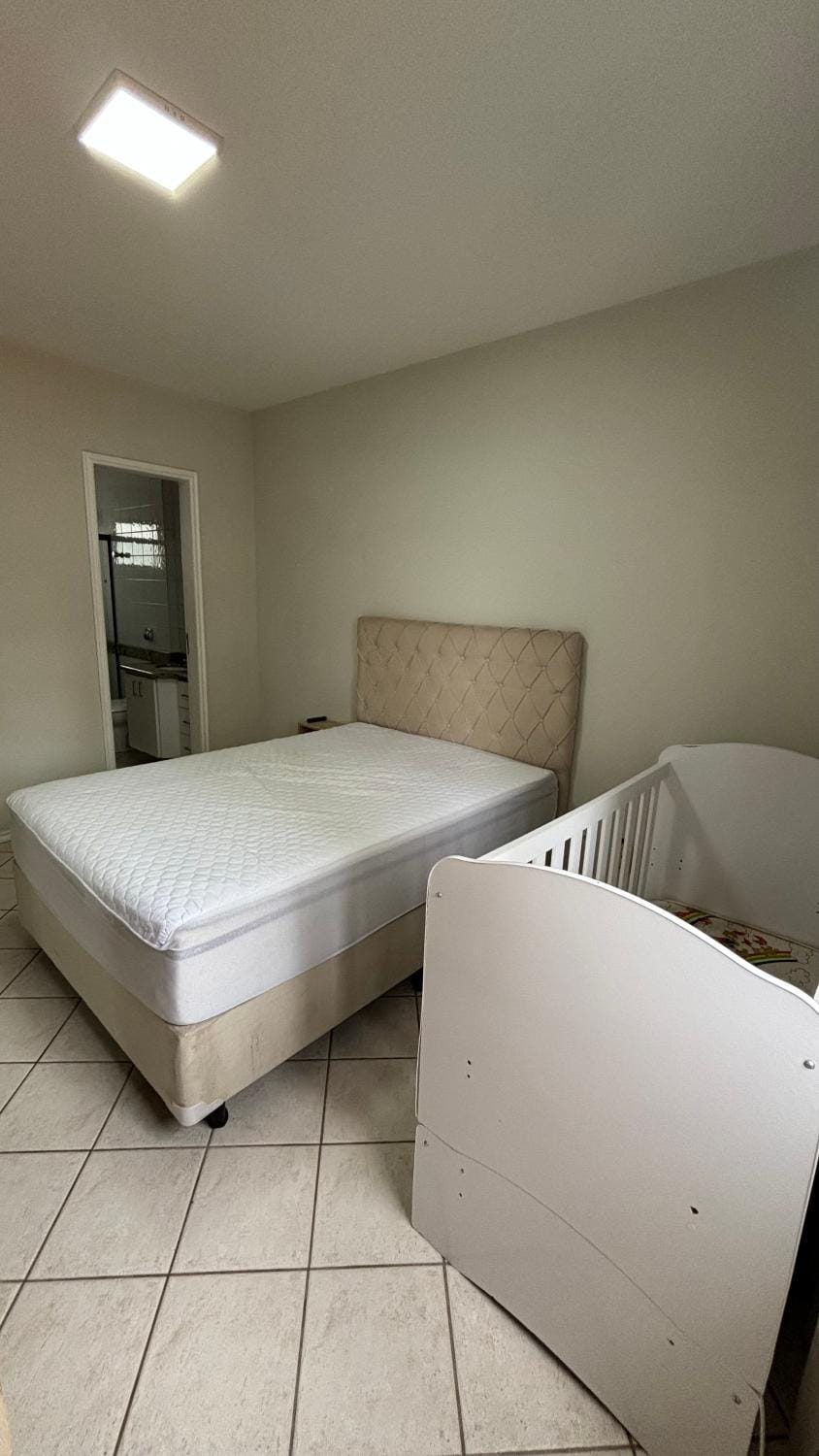 Apto com ótima localização, centro de Meia Praia Apartment in Porto Belo