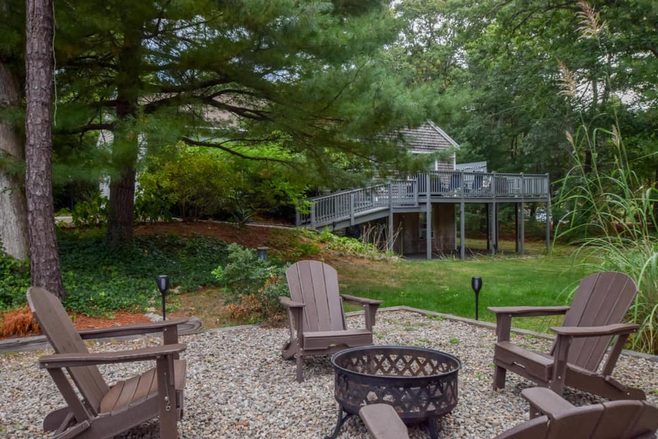 Central AC Game Room & Outdoor Shower House in Orleans