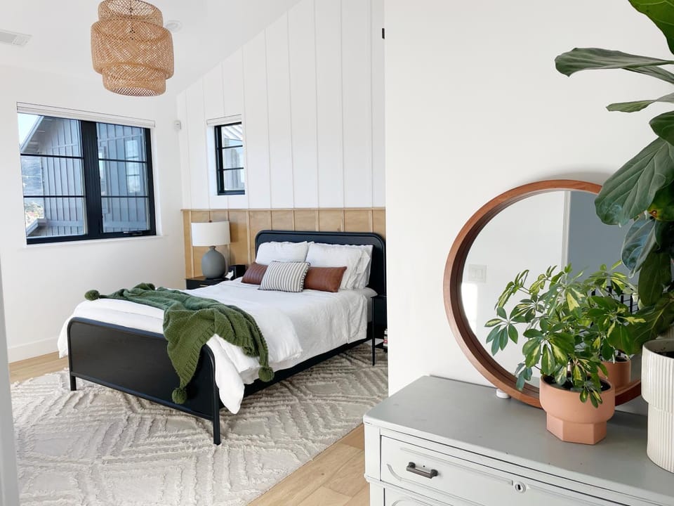 Private pool & hot tub retreat near downtown SLO House in San Luis Obispo