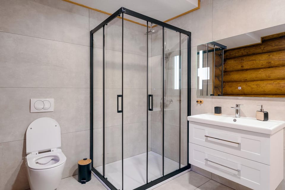 Shower, Toilet, Bathroom, washing machine