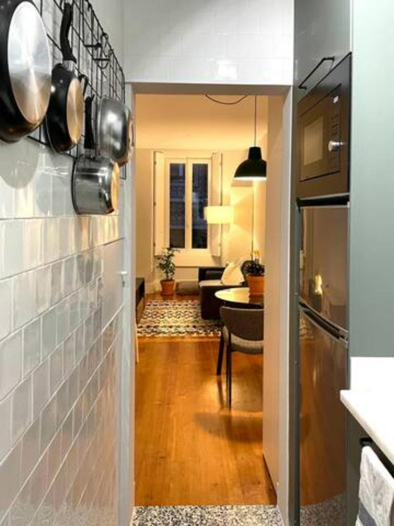 Kitchen or kitchenette, oven, stove