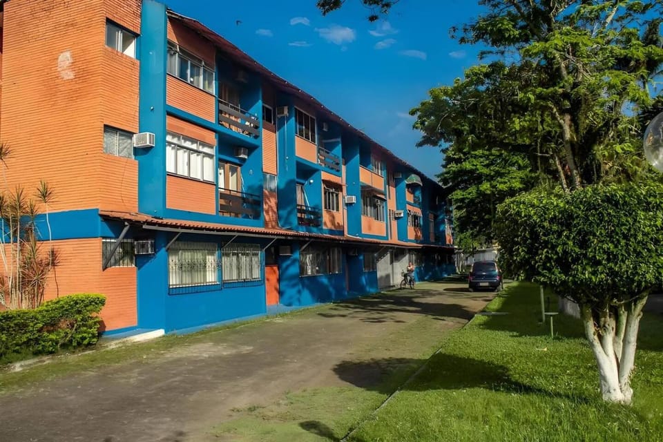 Property building, Day, Street view, Parking