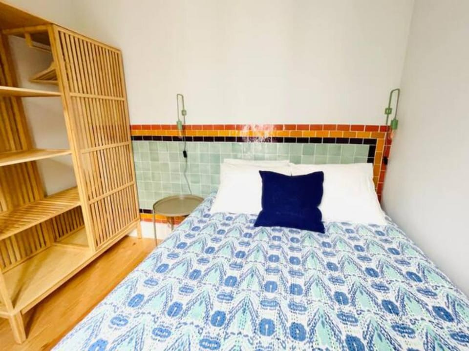 Bed, Photo of the whole room, Bedroom, wardrobe