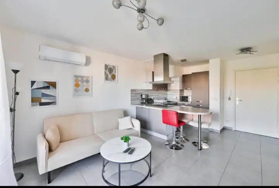 MASSALIA FLAT Climatisé Apartment in Marseille