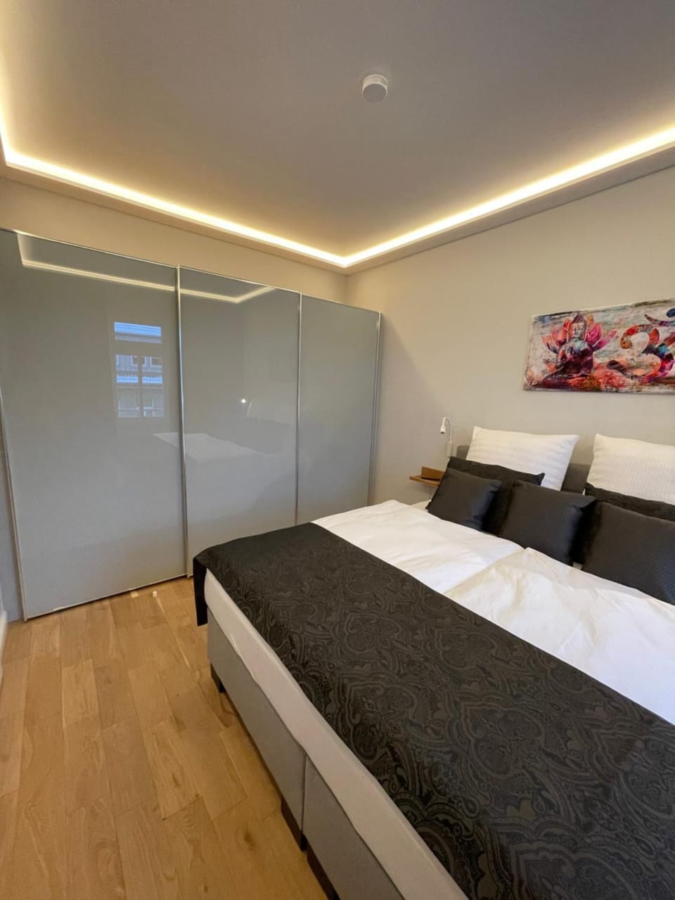 SUITE APART direkt am Bahnhof Apartment in Eisenach