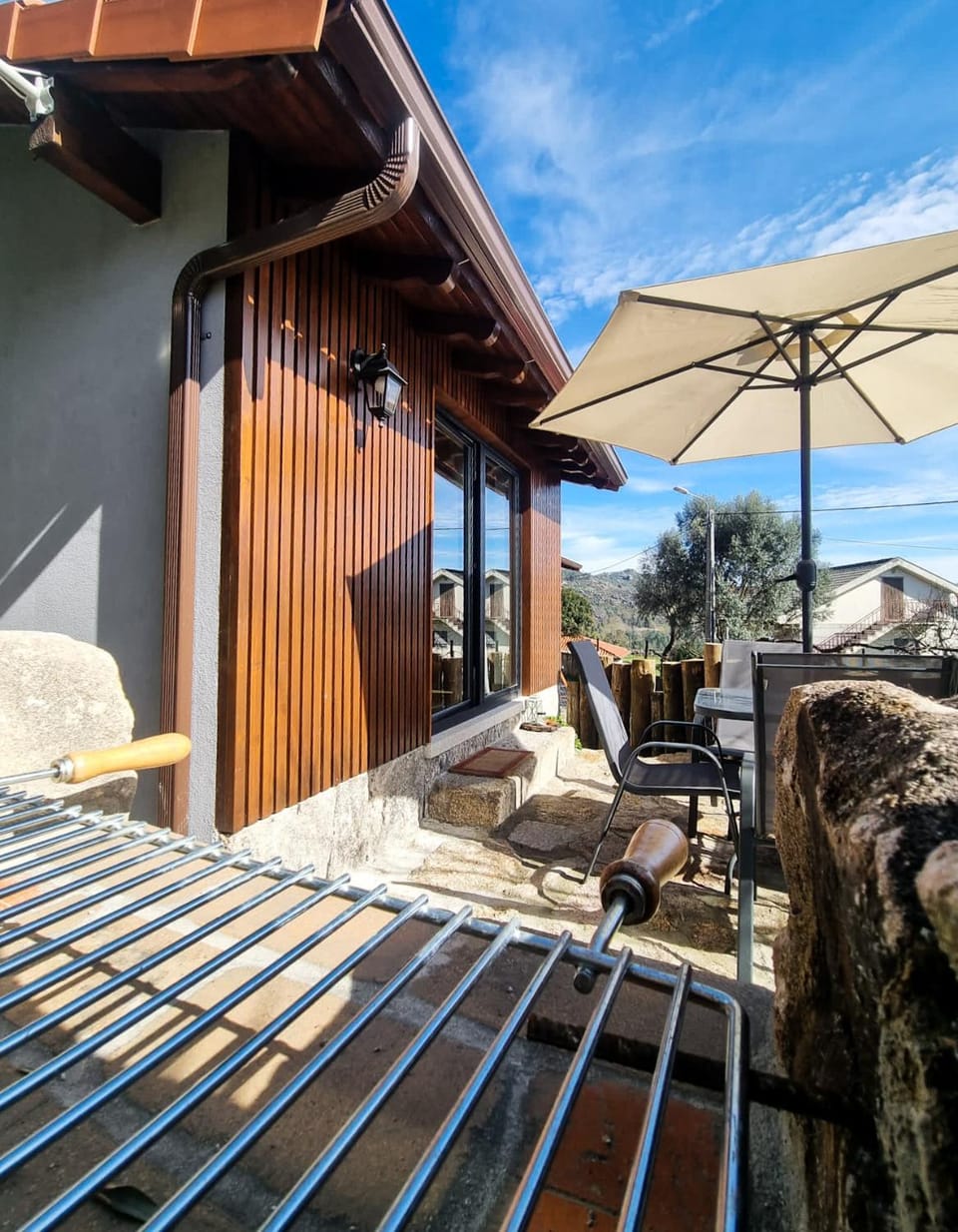 BBQ facilities, Balcony/Terrace, Dining area