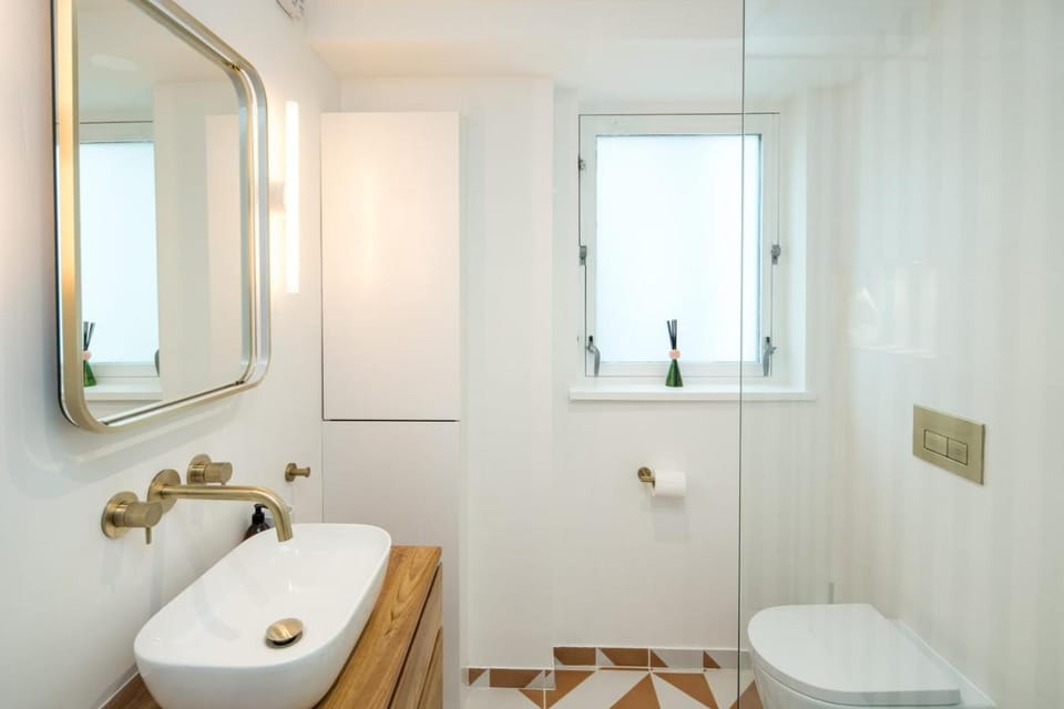 2Bed 2Bath Stunning Shoreditch Apartment Apartment in London Borough of Islington