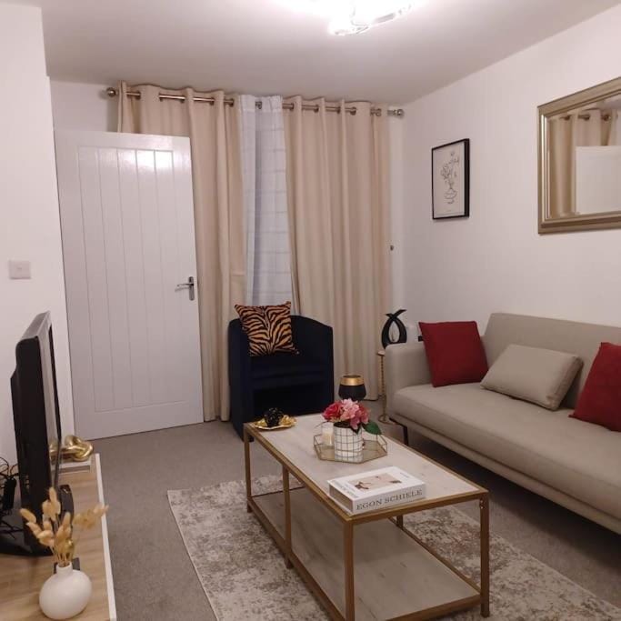 Deluxe By Harby - A home from home Apartment in Coventry